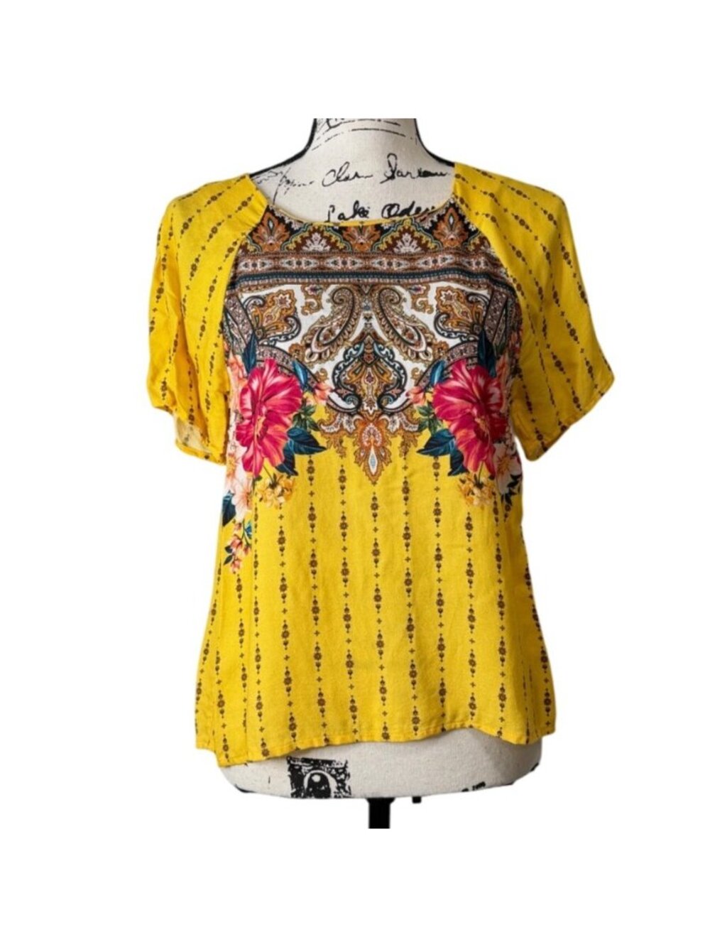 Farm Rio Womens Size M Top Yellow Floral Boho Paisley Print Short Sleeves